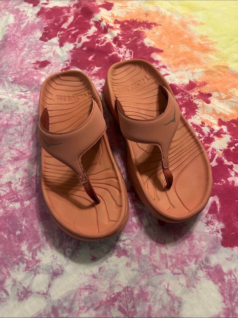 Hoka Ora recovery sandals size 9